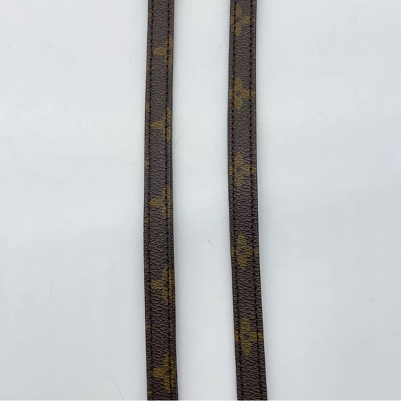 Louis Vuitton Monogram Shoulder Strap W/Box - Picture 5 of 7